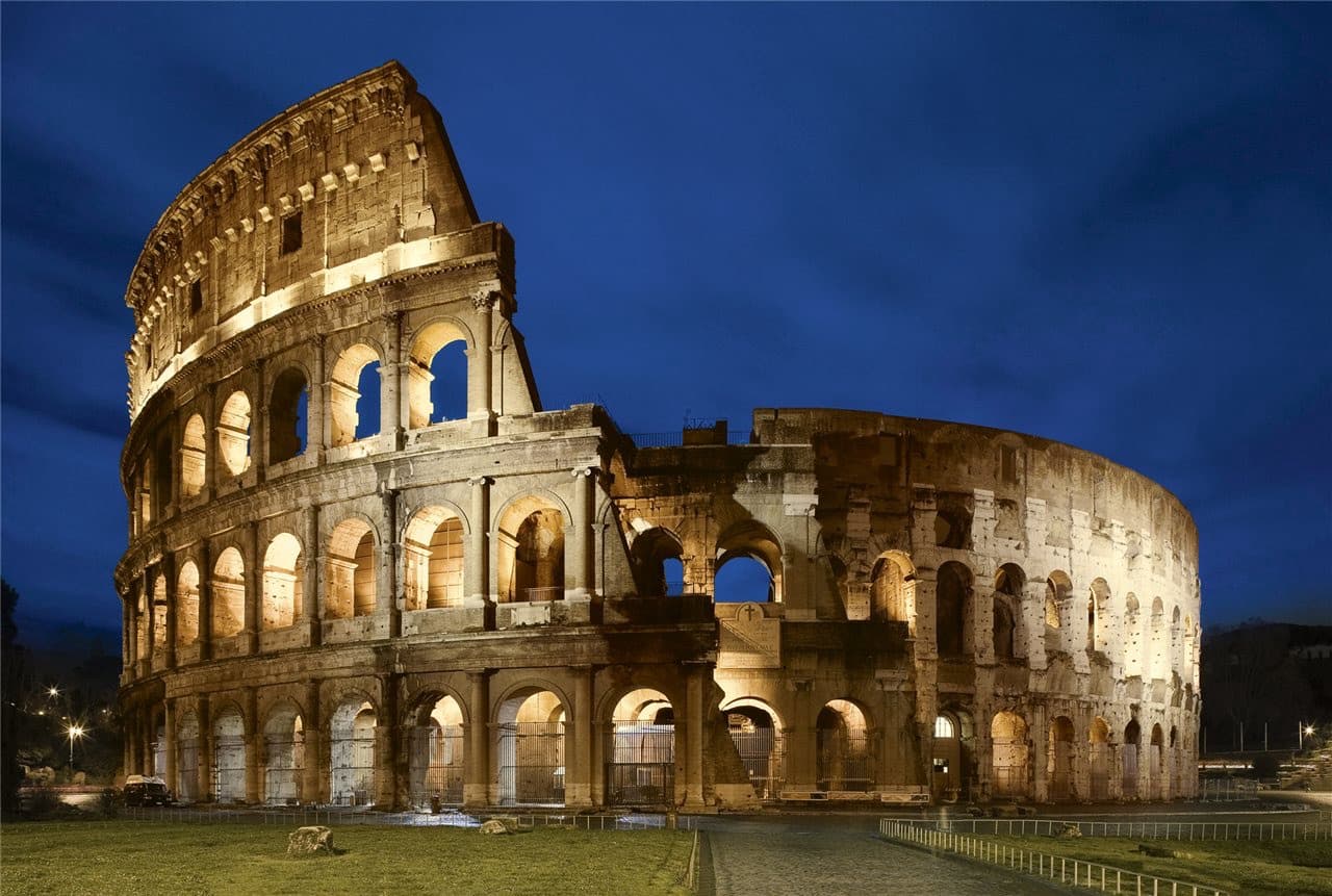 Night view of the Colosseum in Rome